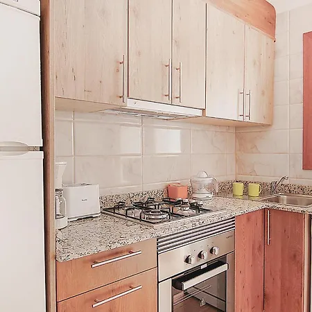 Awesome In 马尔格莱特德玛